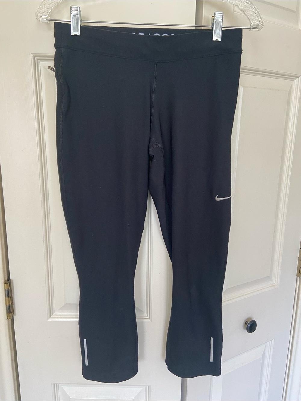 Nike Black Dri-FIT Cropped Performance Leggings